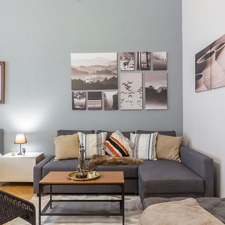 Spacious & Cozy Downtown Apartment With Balcony Budapeşte Dış mekan fotoğraf