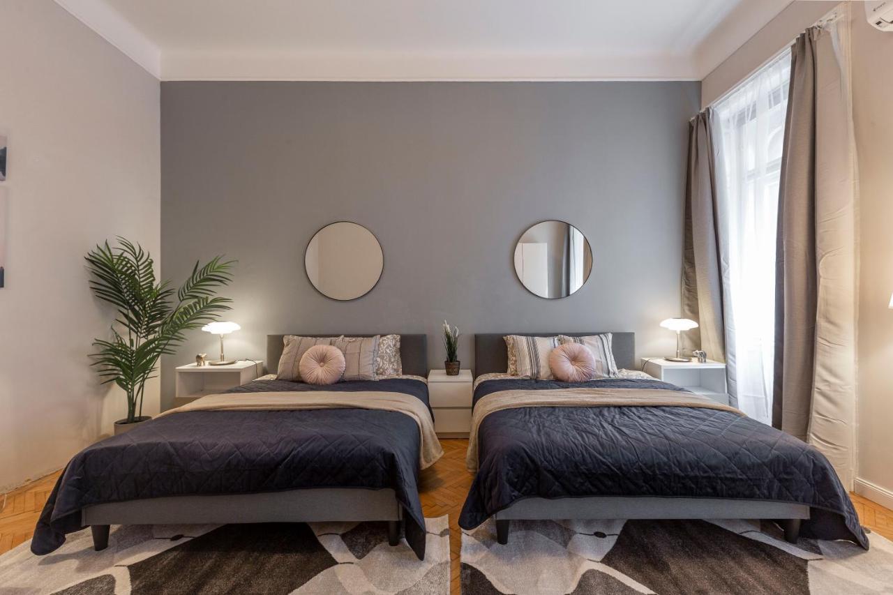 Spacious & Cozy Downtown Apartment With Balcony Budapeşte Dış mekan fotoğraf